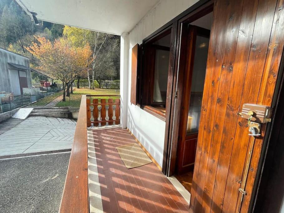 Appartamento La Casa Di Violetta Tonadico Esterno foto